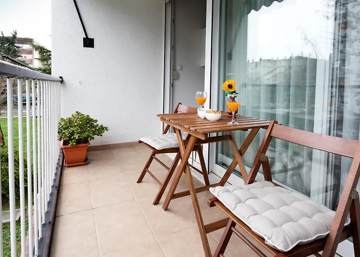 Marcel Apartment Split